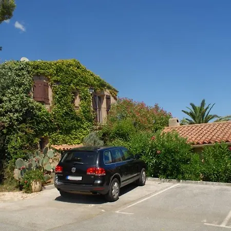 Maison De Gathen *